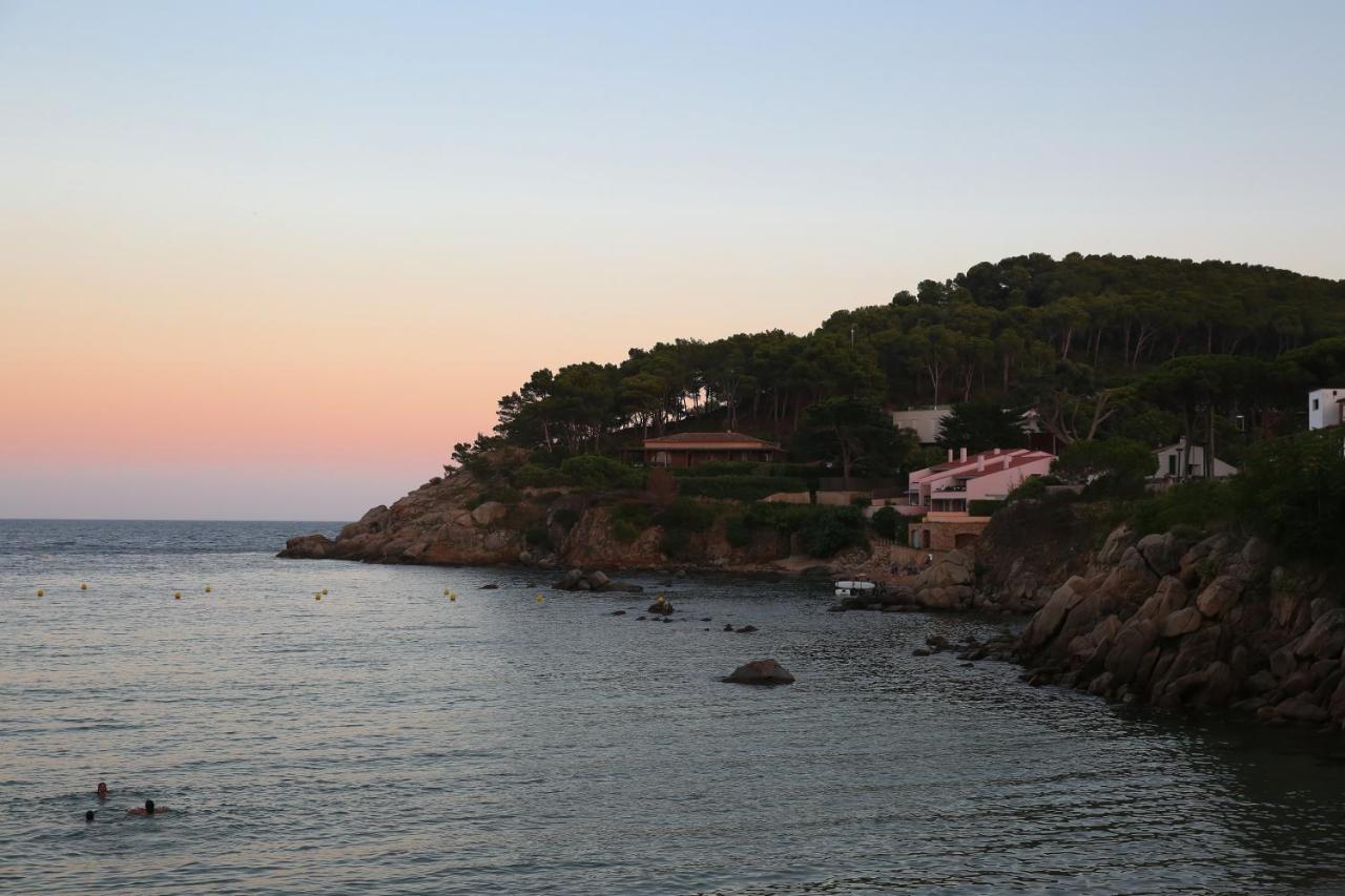 Camping 3 Estrellas Costa Brava فاي يوبريغا المظهر الخارجي الصورة