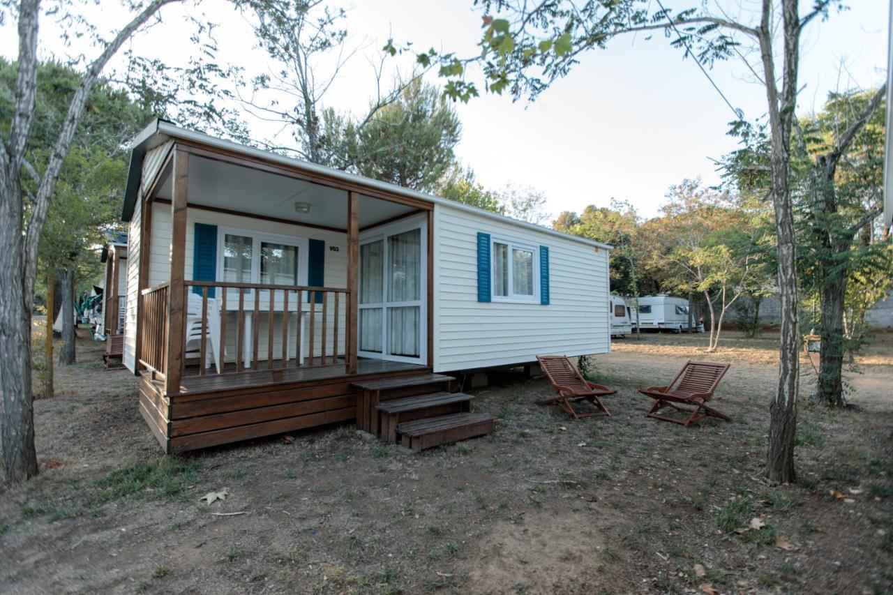 Camping 3 Estrellas Costa Brava فاي يوبريغا الغرفة الصورة