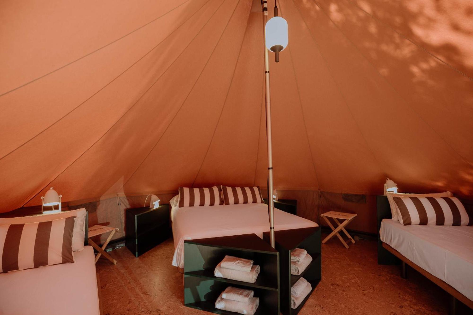 Camping 3 Estrellas Costa Brava فاي يوبريغا المظهر الخارجي الصورة